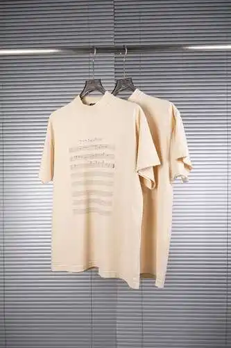 Top Paris Notes Printed T-Shirt