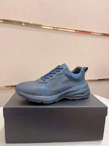 Zapatos de hombre Armani Código: 0411BC00 Talla: 38-44 (se puede personalizar a 45, no retornable)