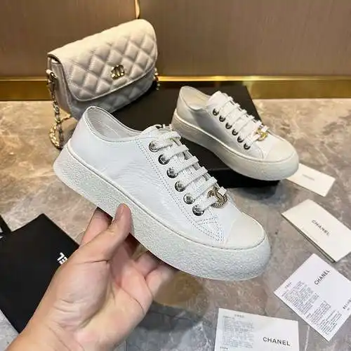 Zapatos de mujer Chanel Código: 0416C00 Talla: 35–41