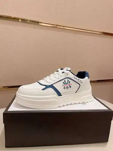 Zapatos de hombre GUCCI Código: 0411B60 Talla: 38-44