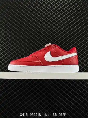 9 Nike Court Vision Low Inspirada en la tendencia de mediados de los 98, Nike Court Vision Low es un