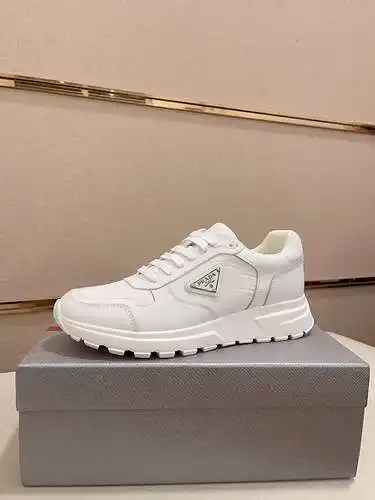 Prada men's shoes Code: 0408C00 Size: 38-44 (can be customized to 45.46.)