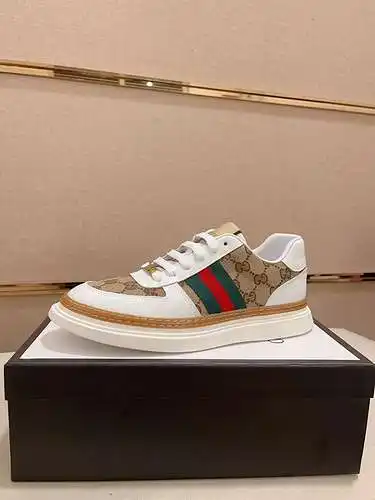 Zapatos de hombre GUCCI Código: 0408B40 Talla: 38-44