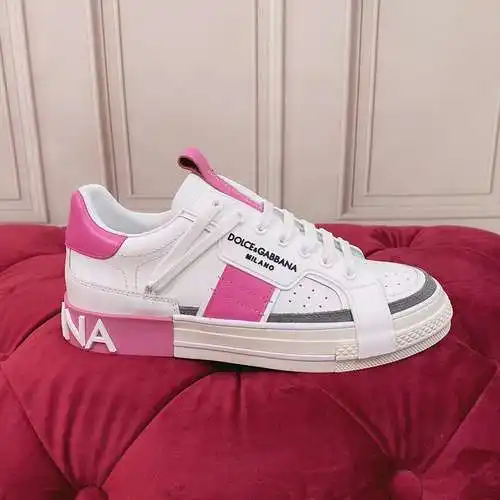 Zapatos Dolce & Gabbana Hombre y Mujer Código: 0410C60 Talla: Mujer 35-41 Hombre 39-45 Tallas Es