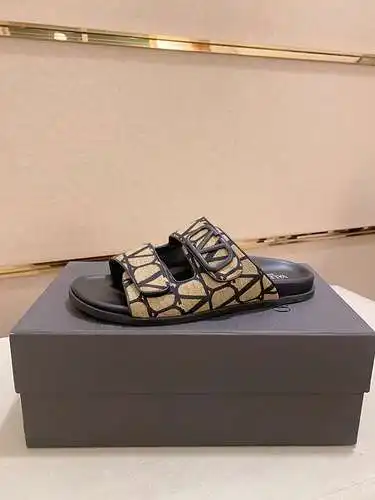 Zapatos de hombre Valentino Código: 0313B50 Talla: 38-45 (45 se puede personalizar)