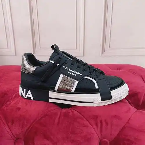 Zapatos Dolce & Gabbana Hombre y Mujer Código: 0410C60 Talla: Mujer 35-41 Hombre 39-45 Tallas Es
