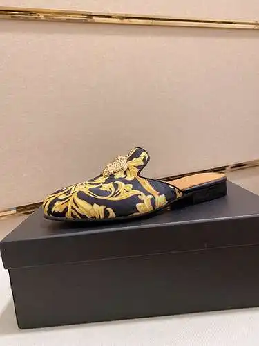 Zapatos de hombre Versace Código: 0327B40 Talla: 38-44 (se puede personalizar a 45, no reembolsable)