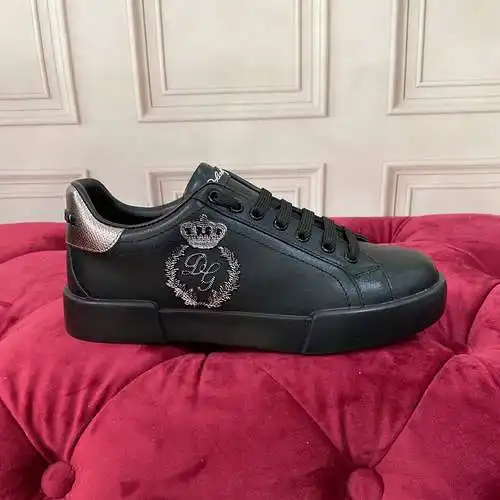 Zapatos Dolce & Gabbana Hombre y Mujer Código: 0410C40 Talla: Mujer 35-41 Hombre 39-45 Tallas Es