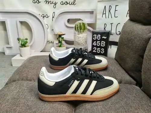 253DAdidas originals Busenitz Vulc adidas Casi 70 años de originales clásicos hechos de gamuza, horm