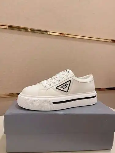 Prada men's shoes Code: 0408C00 Size: 38-44 (45 customized)