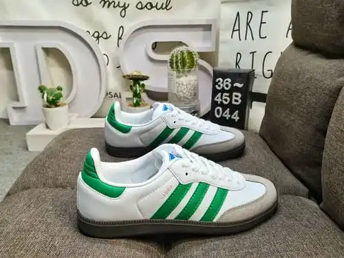 044DAdidas originals Busenitz Vulc adidas Casi 70 años de originales clásicos hechos de gamuza origi