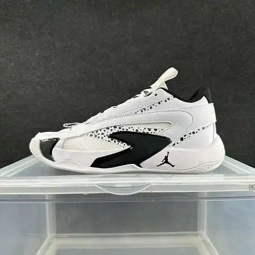 Manchas blancas y negras 36-46
