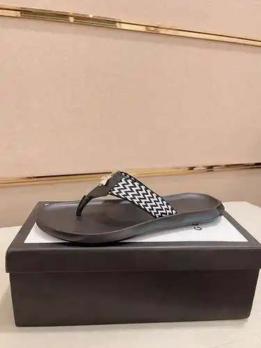 Zapatos de hombre GUCCI Código: 0327A60 Talla: 38-44