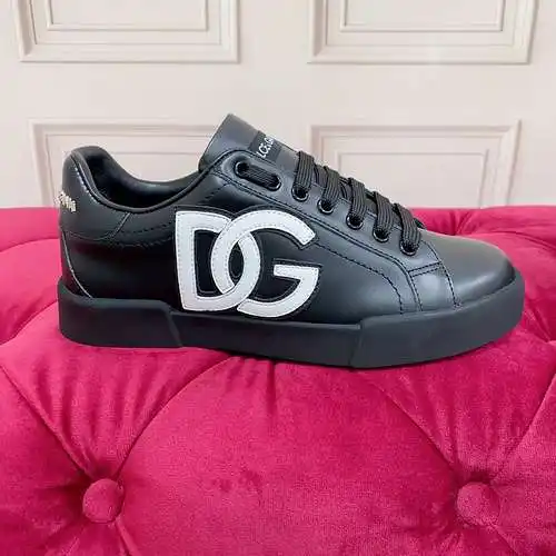 Zapatos Dolce & Gabbana Hombre y Mujer Código: 0410C40 Talla: Mujer 35-41 Hombre 39-45 Tallas Es