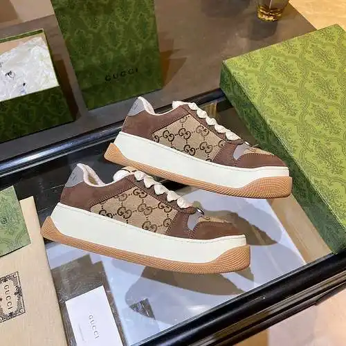 Zapatos GUCCI para hombre y mujer Código: 0415C20 Talla: Mujer 35-40 Hombre 39-45.