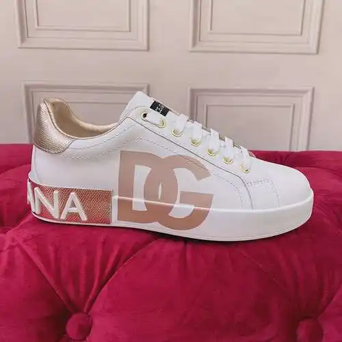 Zapatos Dolce & Gabbana Hombre y Mujer Código: 0410C40 Talla: Mujer 35-41 Hombre 39-45 Tallas Es