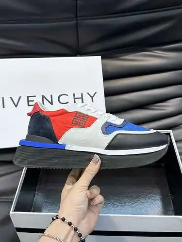 Zapatos de hombre Givenchy Código: 0414C00 Talla: 38-44 (45 personalizados)