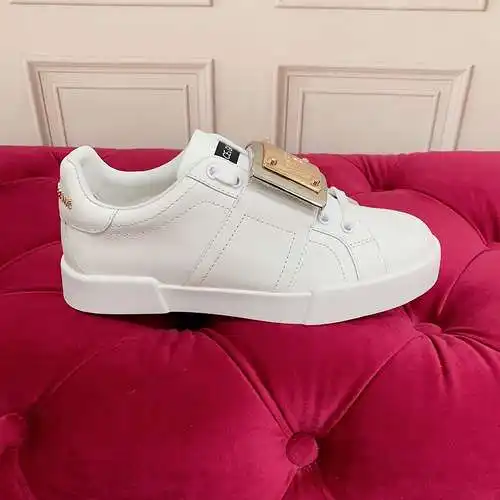 Zapatos Dolce & Gabbana Hombre y Mujer Código: 0410C40 Talla: Mujer 35-41 Hombre 39-45 Tallas Es