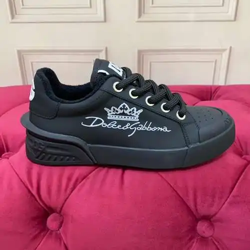 Zapatos Dolce & Gabbana Hombre y Mujer Código: 0410C60 Talla: Mujer 35-41 Hombre 39-45 Tallas Es