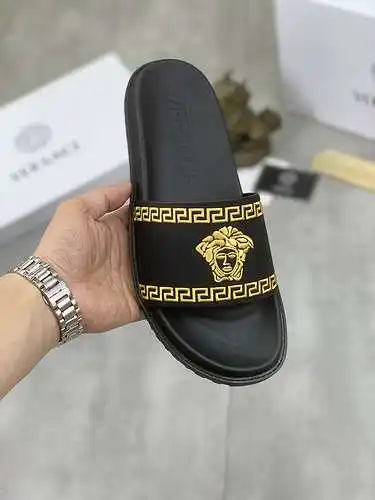 Zapatos de hombre Versace Código: 0330A70 Talla: 38-45