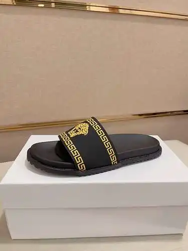 Zapatos de hombre Versace Código: 0327A70 Talla: 38-45