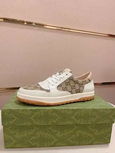 Zapatos de hombre GUCCI Código: 0408B40 Talla: 38-44