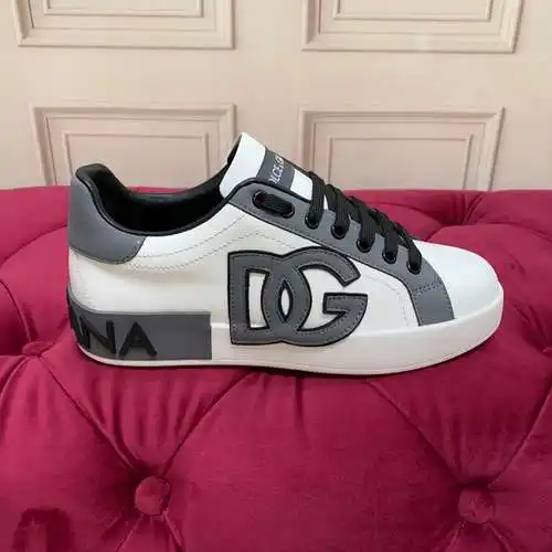 Zapatos Dolce & Gabbana Hombre y Mujer Código: 0410C40 Talla: Mujer 35-41 Hombre 39-45 Tallas Es