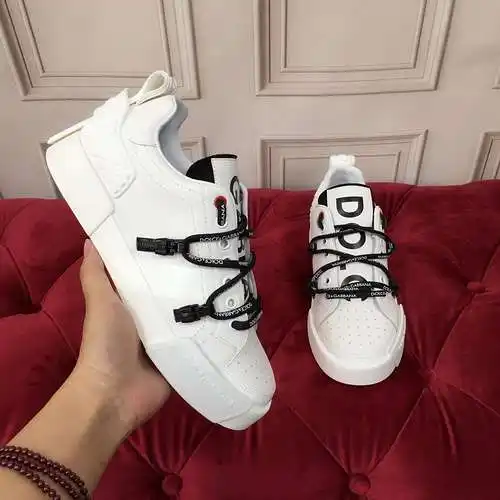 Zapatos Dolce & Gabbana Hombre y Mujer Código: 0410C40 Talla: Mujer 35-41 Hombre 39-45 Tallas Es