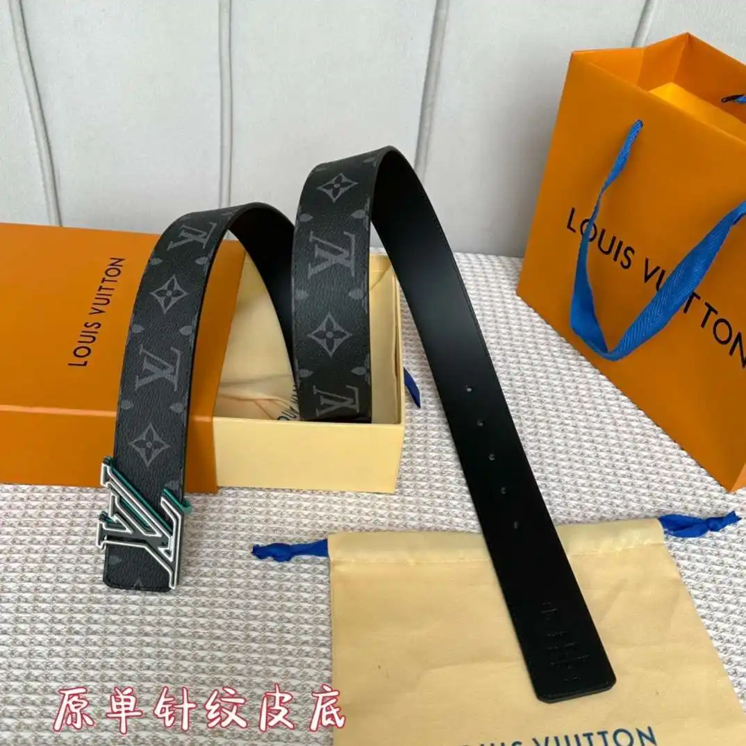 S179801250 (225).webp