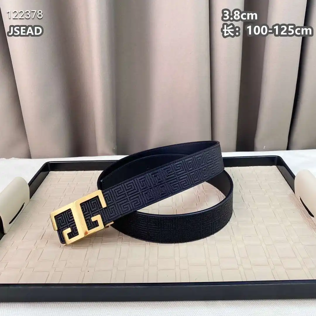 K42601250 (49).webp