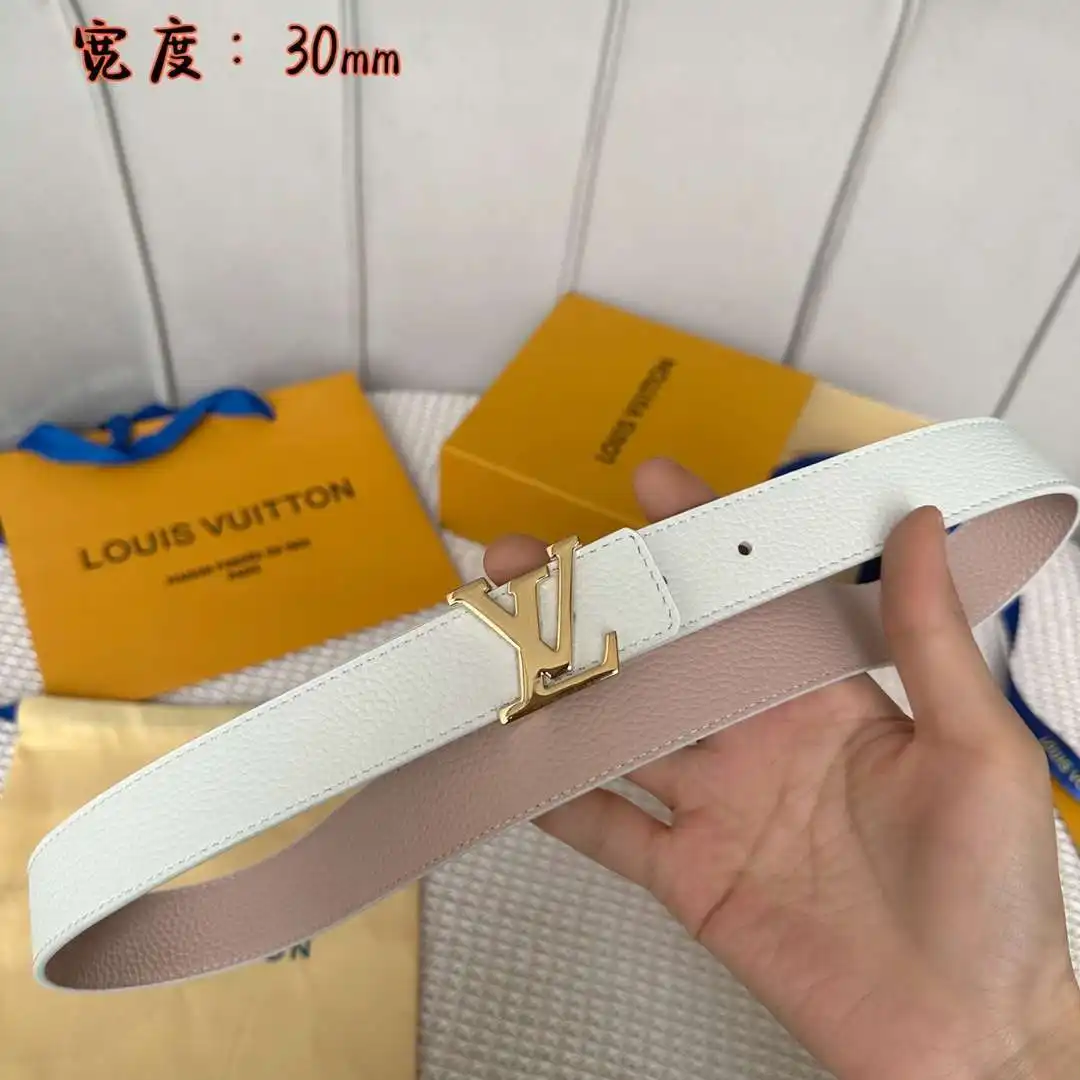 S179801250 (22).webp