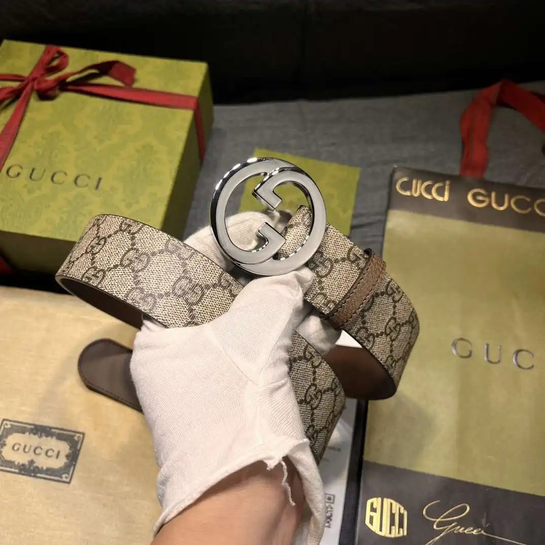 S179801250 (45).webp