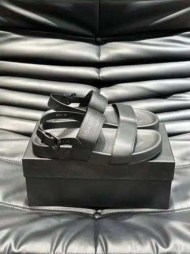 Zapatos de hombre McQueen* Código: 0418B30 Talla: 38-45.