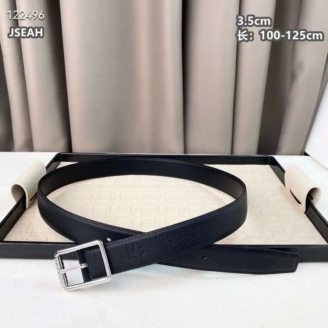 K42601350 (100).webp