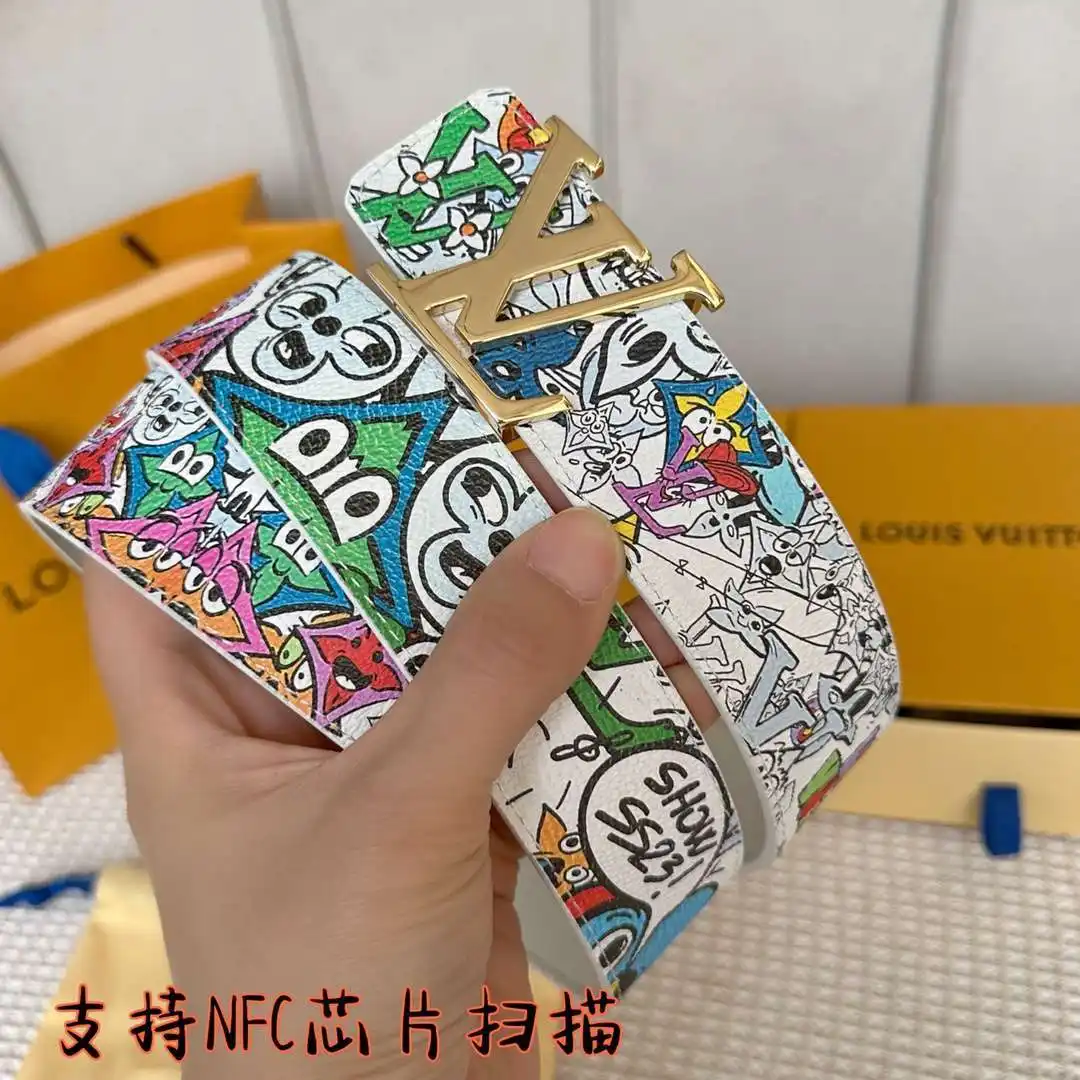 S179801250 (103).webp
