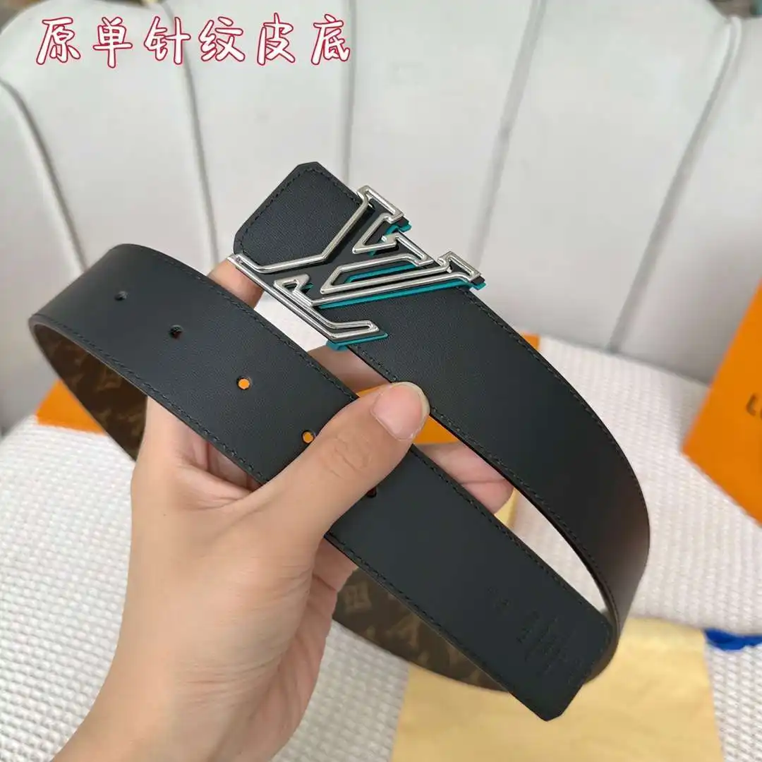 S179801250 (223).webp