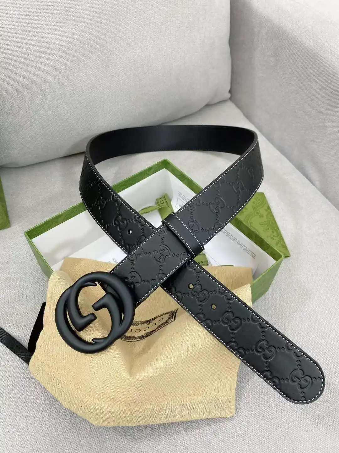 S179801250 (210).webp