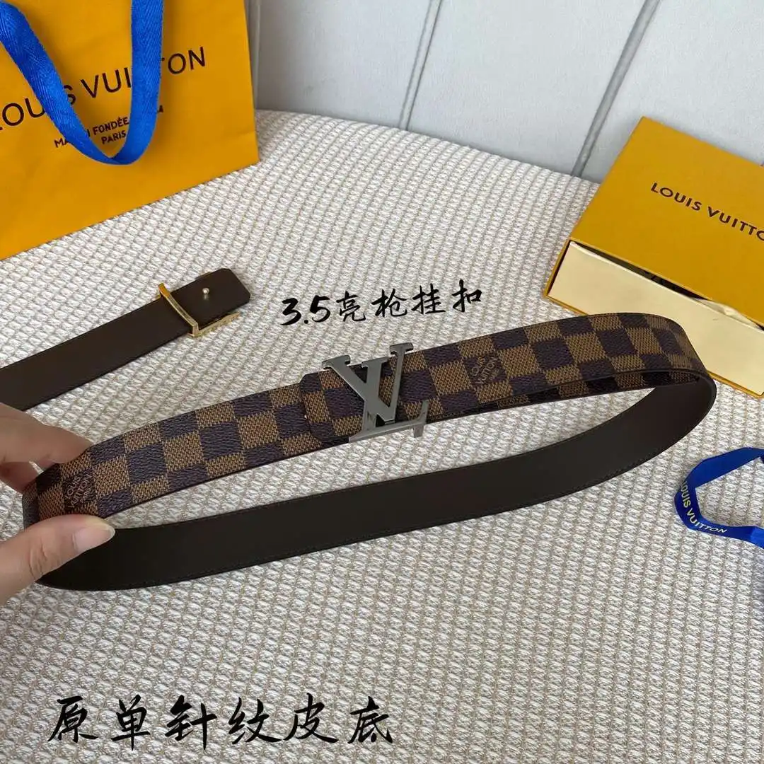 S179801250 (27).webp