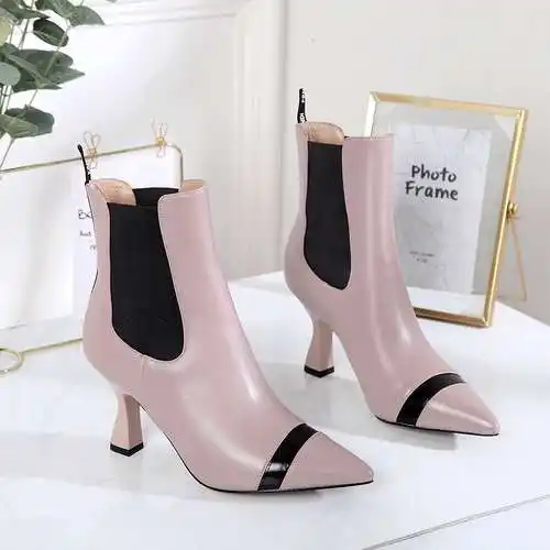 FENDI Nuevas botas cortas de Fendi talla: 35-41 (41 personalizadas) Q62YS28