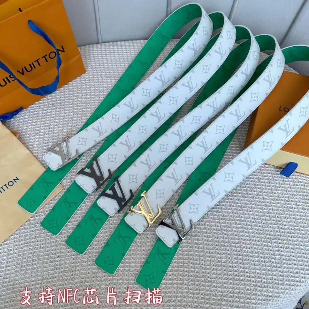 S179801250 (184).webp