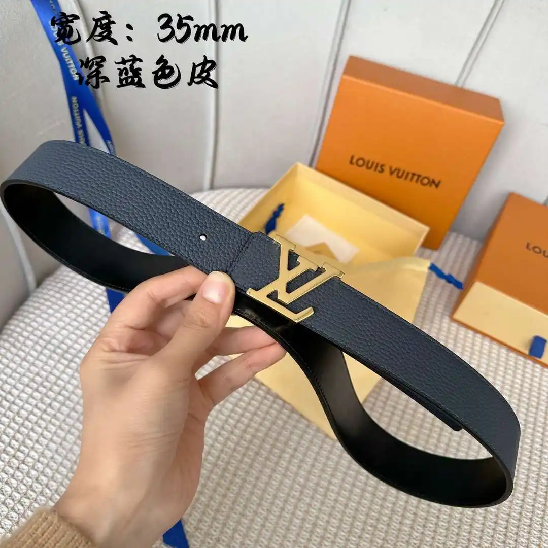 S179801250 (45).webp