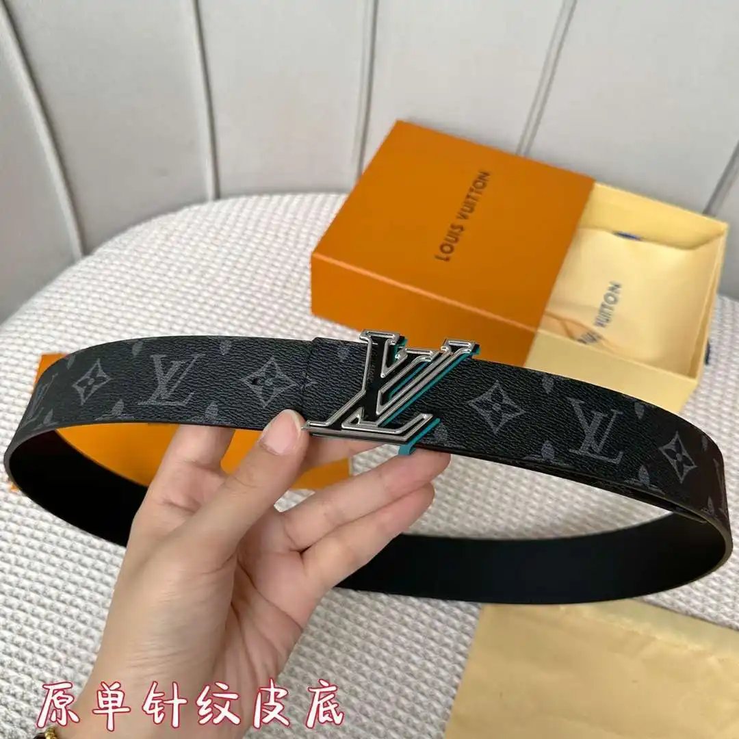 S179801250 (224).webp