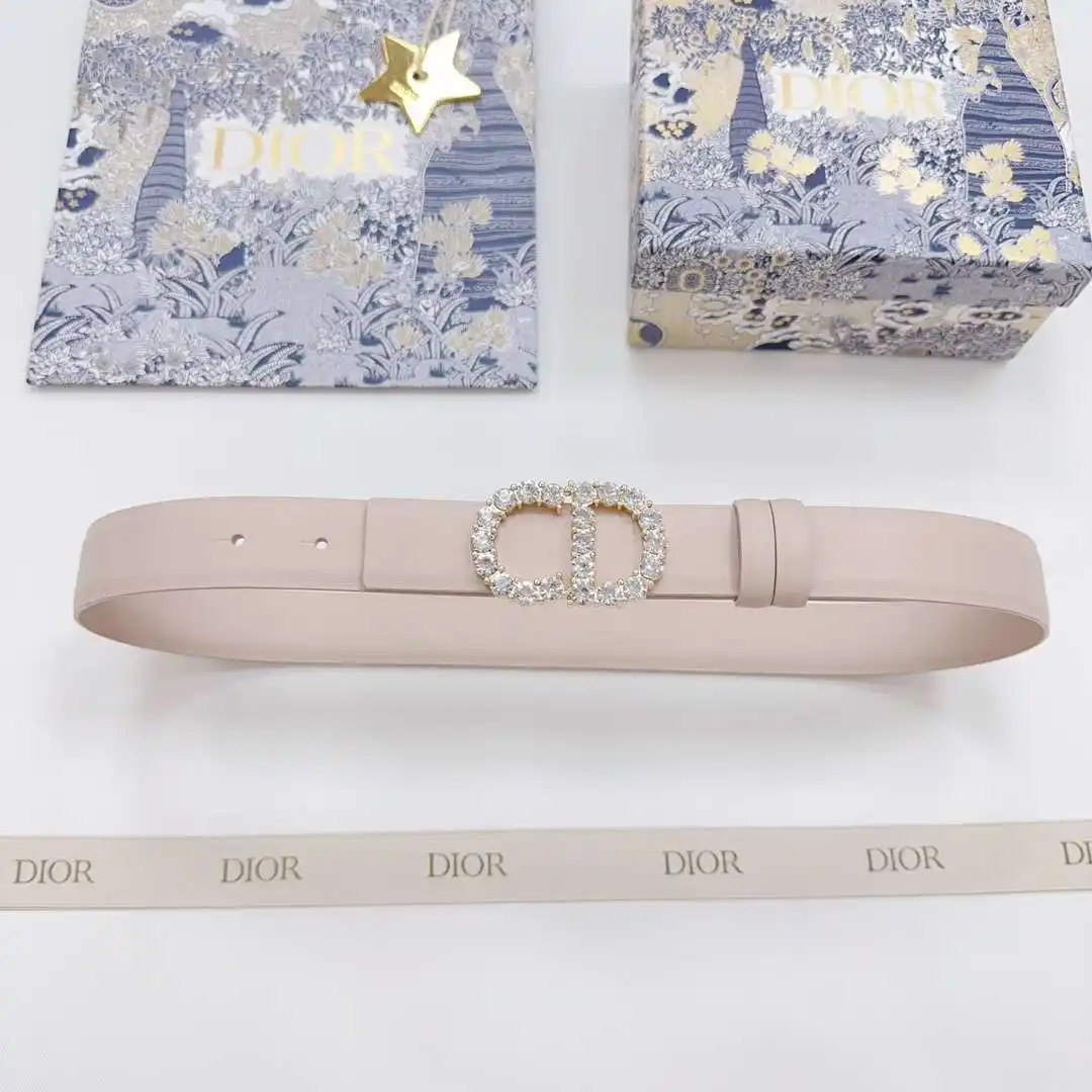 S179801250 (37).webp