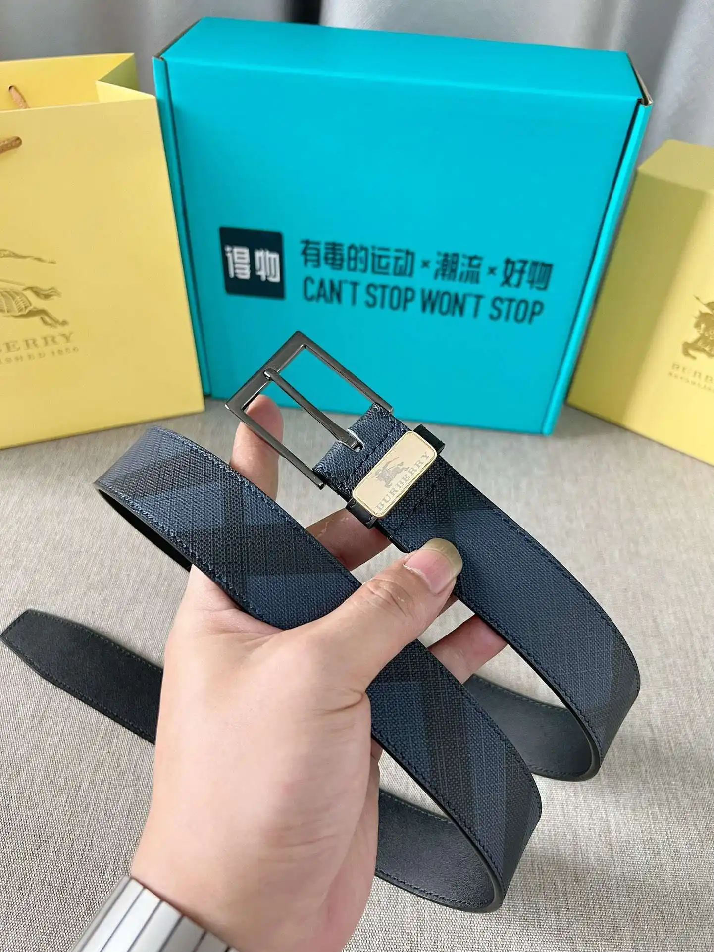 HR001250 (4).webp