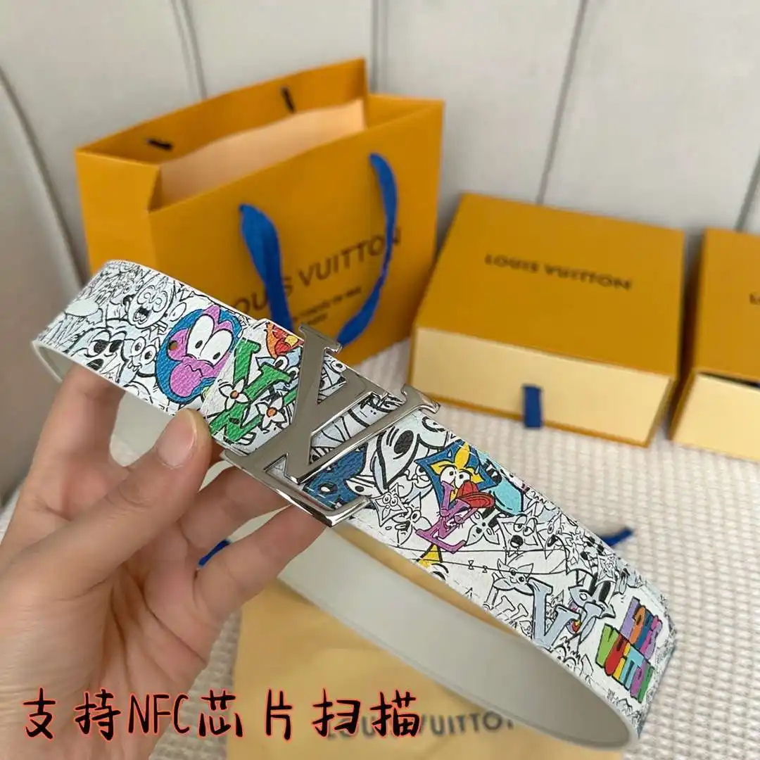 S179801250 (110).webp