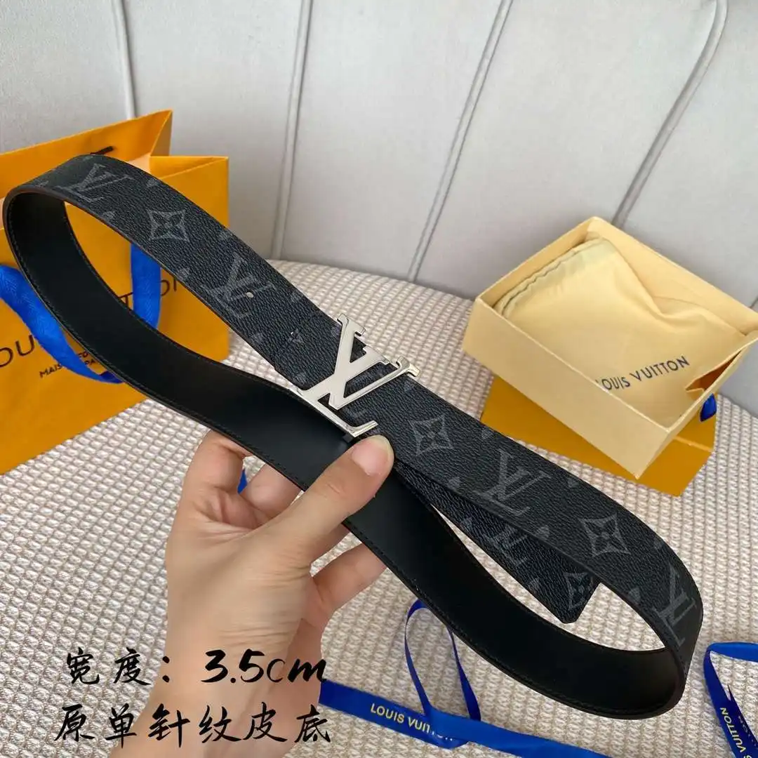 S179801250 (108).webp