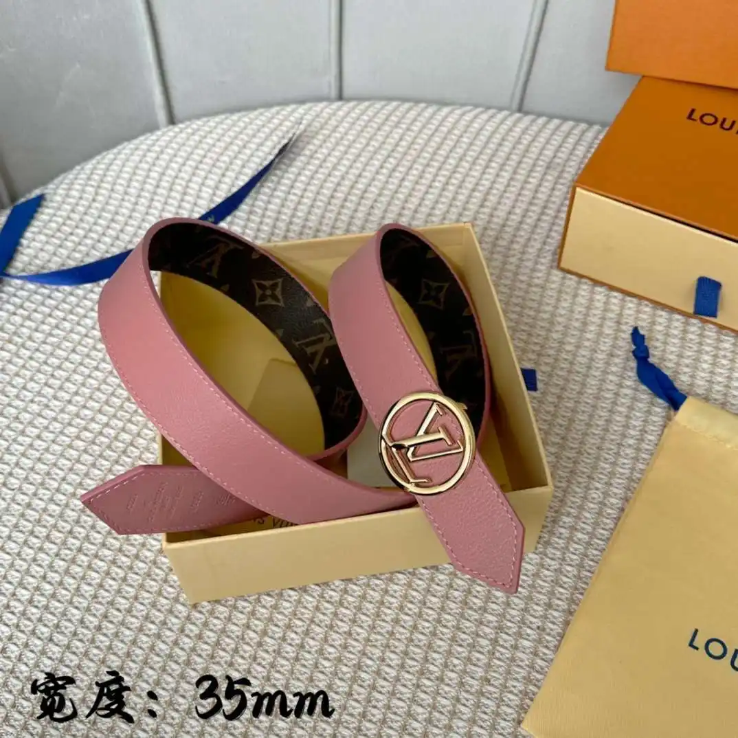 S179801250 (63).webp