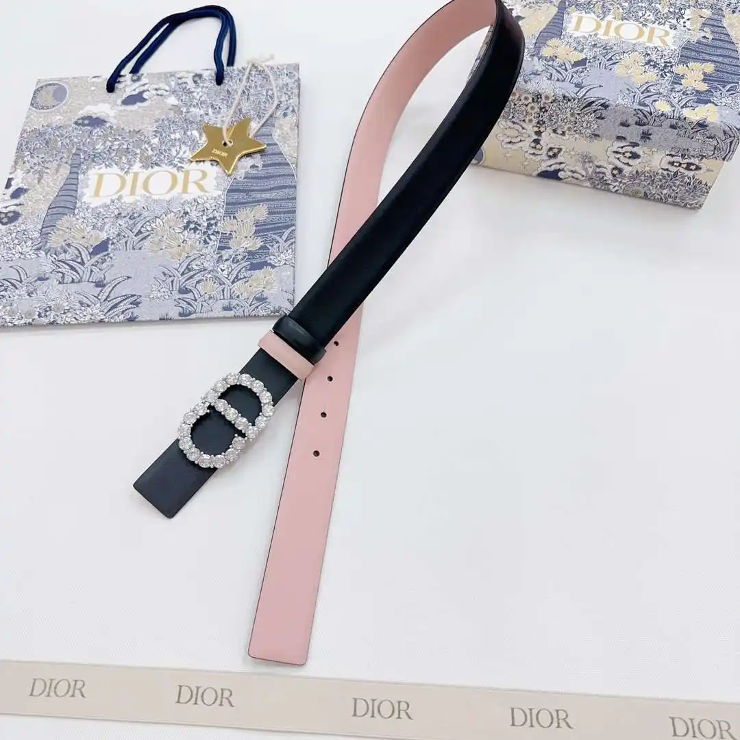 S179801250 (27).webp