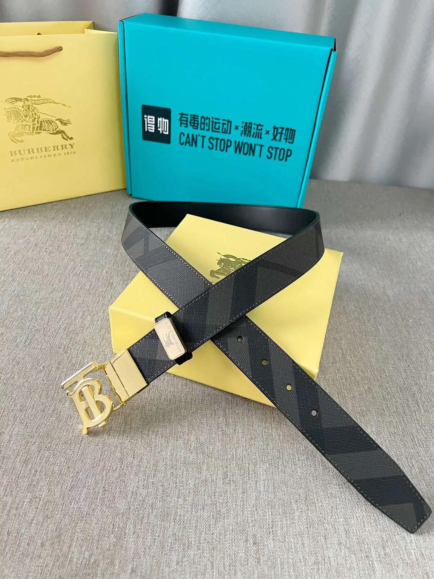 HR001250 (3).webp