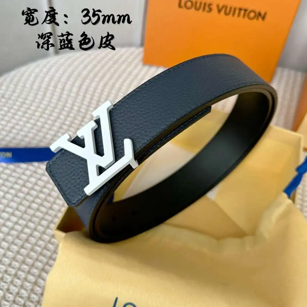 S179801250 (34).webp